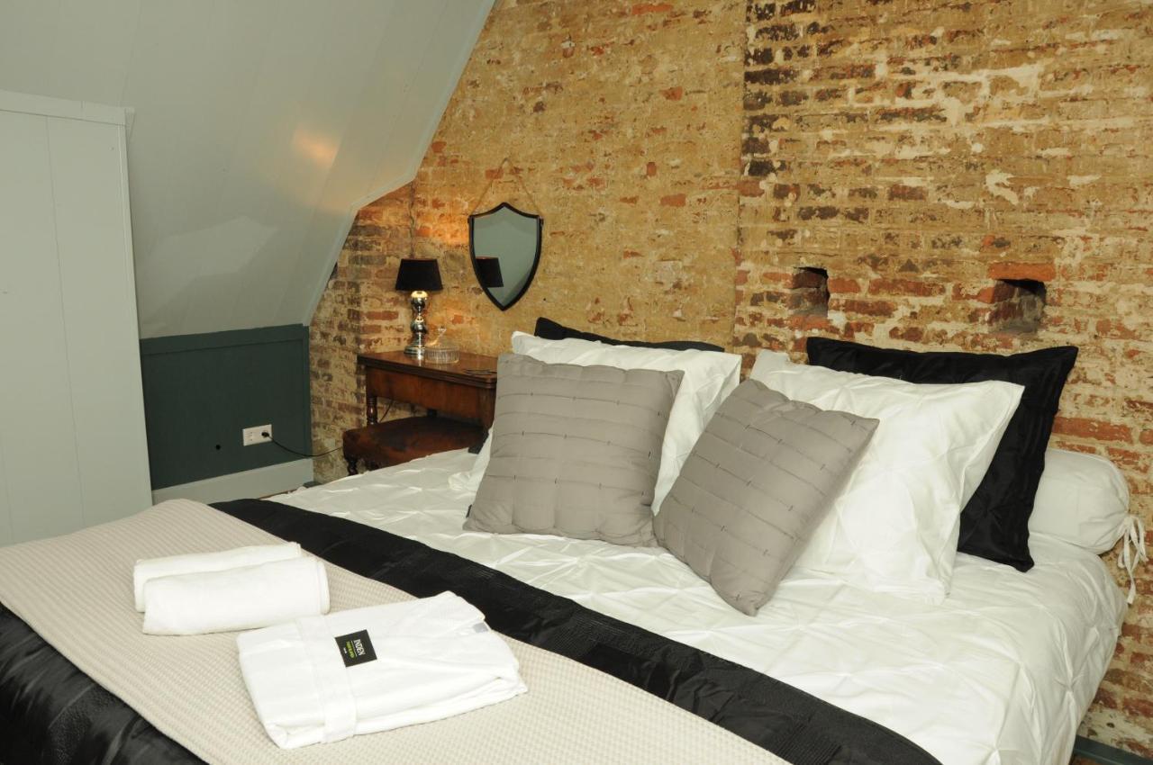 Bed En Kerk Monumentale 2 Slaapkamer Woning 호른 외부 사진